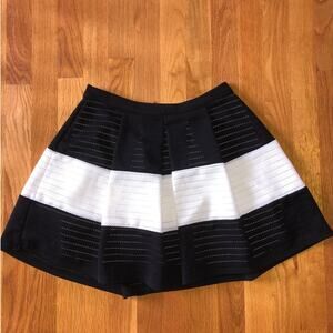 Soprano Colorblock Mini Skirt Size Medium